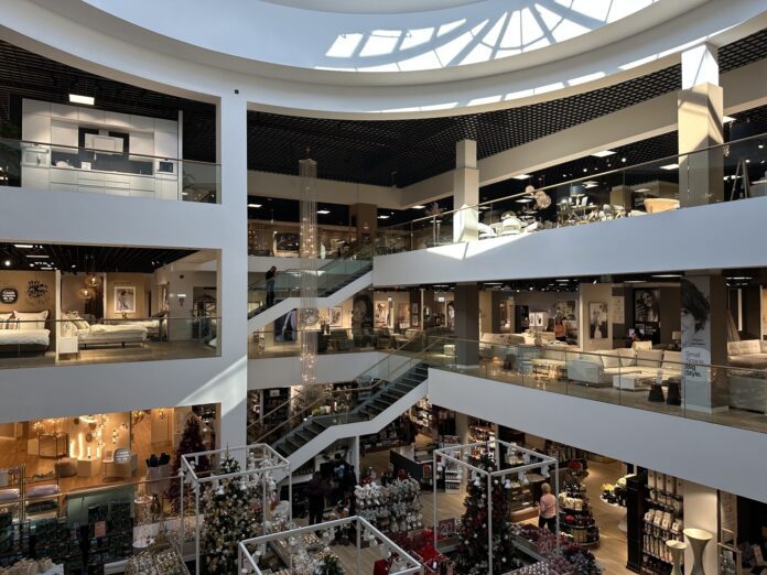 Mobexpert opens Transylvania’s largest furniture store in Brașov