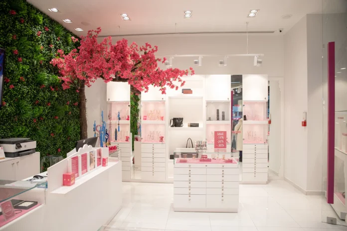 Greek jewellery brand Anna Maria Mazaraki enters the Romanian market at ParkLake Shopping Center