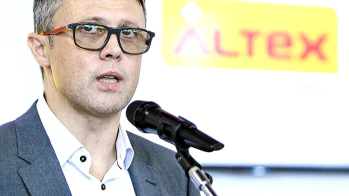 Altex founder Dan Ostahie acquires Modul Shopping Center and the retail assets are transferred to Altex Romania